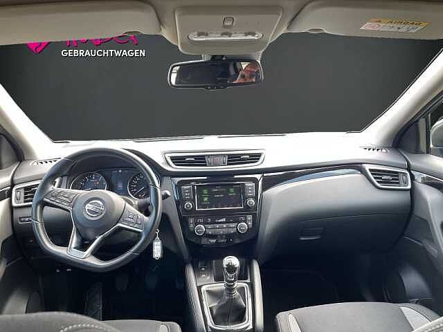 Nissan Qashqai N-WAY 1.3 DIG-T (*NAVI * PANORAMADACH*)