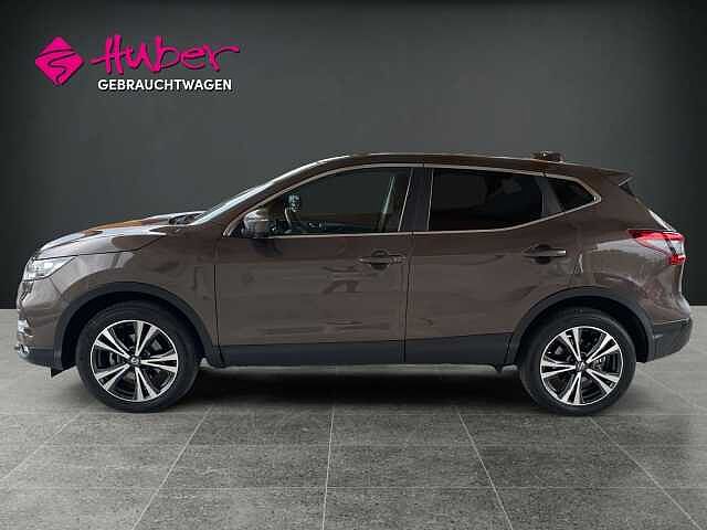 Nissan Qashqai 1.2 DIG- N-CONNECTA (*KAMERA*NAVI*LED*)