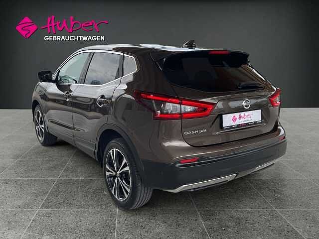 Nissan Qashqai 1.2 DIG- N-CONNECTA (*KAMERA*NAVI*LED*)