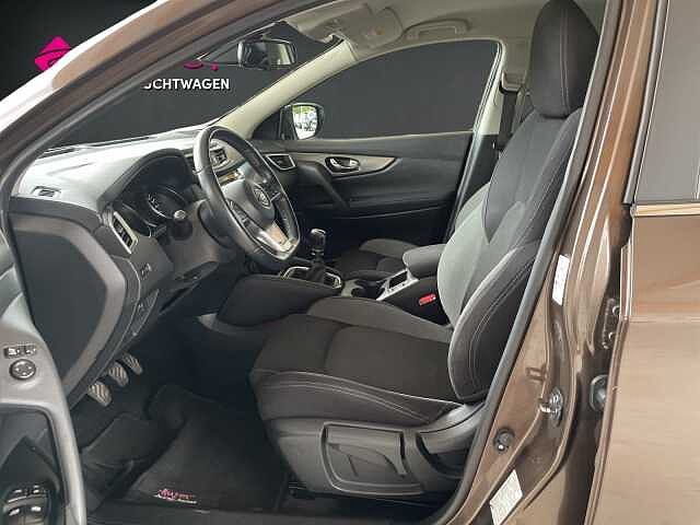 Nissan Qashqai 1.2 DIG- N-CONNECTA (*KAMERA*NAVI*LED*)