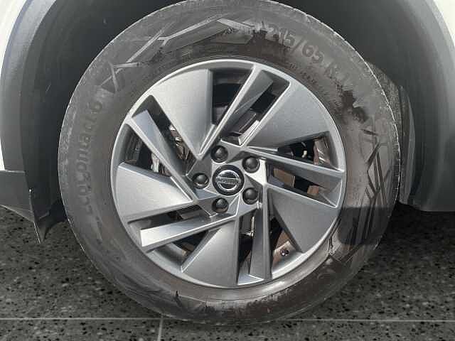 Nissan Qashqai ACENTA 1.3 (*ANDROID/APPLE CARPLAY*)