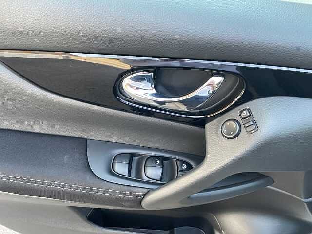 Nissan Qashqai ACENTA 1.2 (*RÜCKFAHRKAMERA*NAVI*)