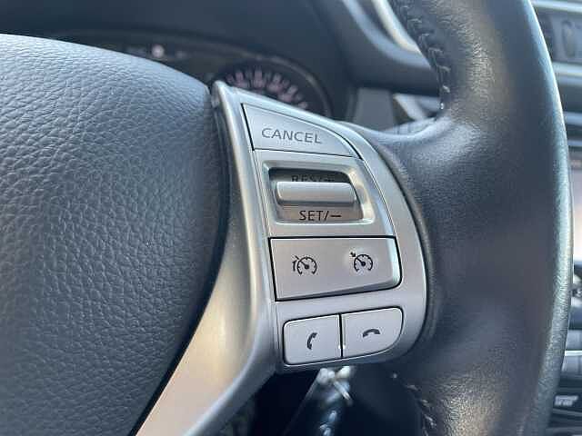 Nissan Qashqai ACENTA 1.2 (*RÜCKFAHRKAMERA*NAVI*)