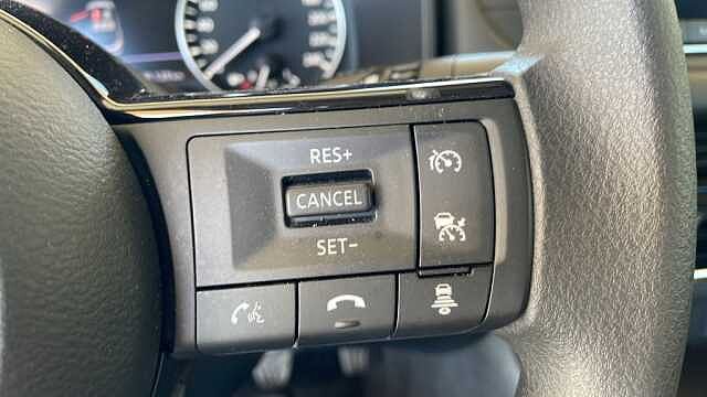 Nissan Qashqai 1.3 DIG-T VISIA (*LED*ABSTANDSTEMPOMAT*)