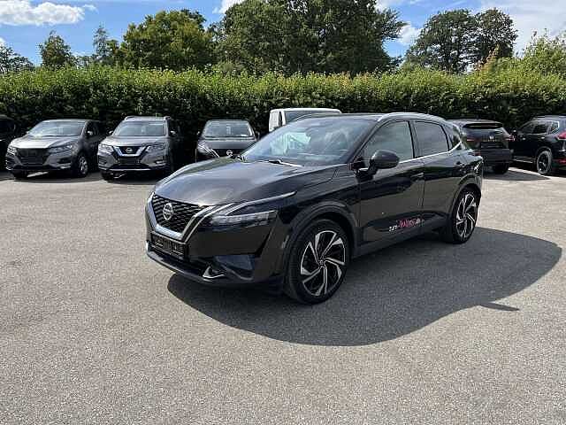 Nissan Qashqai 1.3 DIG-T MHEV - Tekna+ AHK
