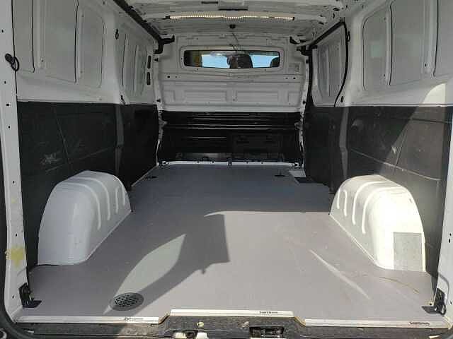 Nissan NV300 Kastenwagen 1.6l L2H1 2,9t COMFORT, R&uuml;ckfahrkamera, Tempomat Comfort