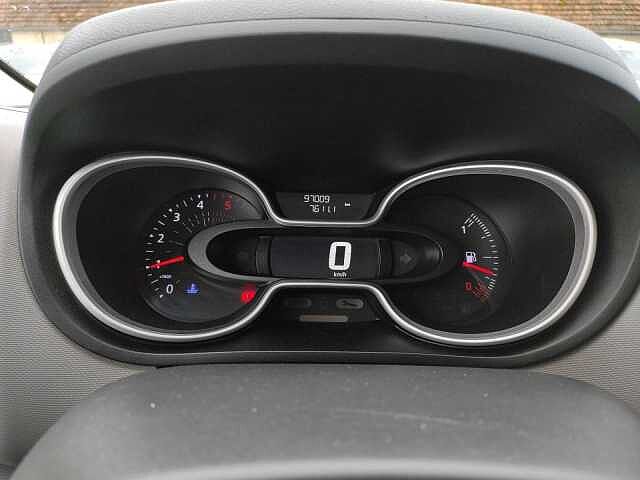 Nissan NV300 1.6l Kombi L1H1 2,7t COMFORT, Einparkhilfe, Klimaautomatik, Smartphone Doc Comfort