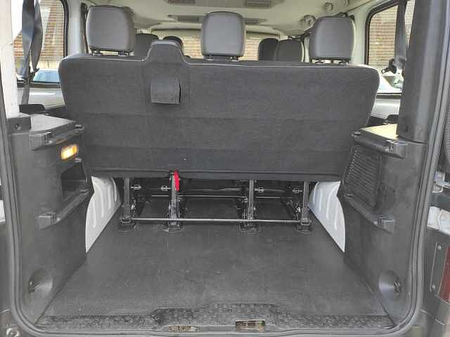 Nissan NV300 1.6l Kombi L1H1 2,7t COMFORT, Einparkhilfe, Klimaautomatik, Smartphone Doc Comfort