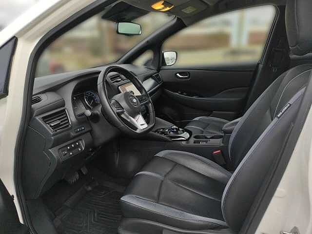 Nissan Leaf 40kwh Tekna, ProPilot, 360&deg; Kamera, Navigation, Sitzheizung 360