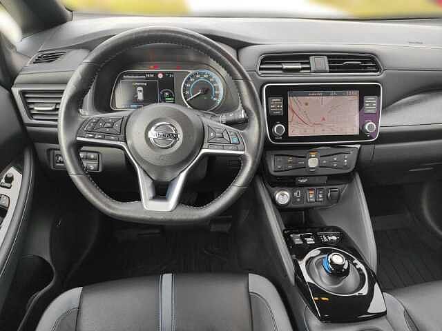 Nissan Leaf 40kwh Tekna, ProPilot, 360&deg; Kamera, Navigation, Sitzheizung 360