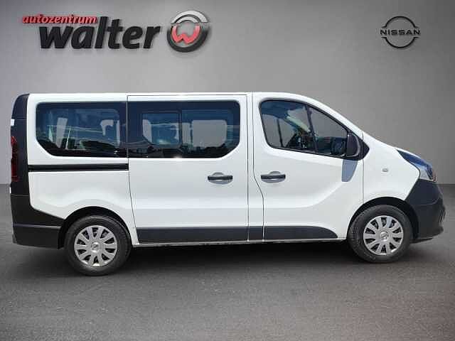 Nissan NV300 2,7t L1H1, COMFORT 9-Sitzer, Audio-System