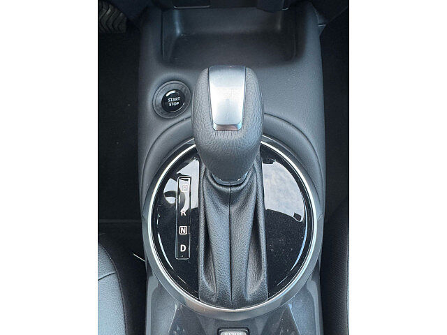 Nissan Juke 1.6 Hybrid N-Connecta Hybrid