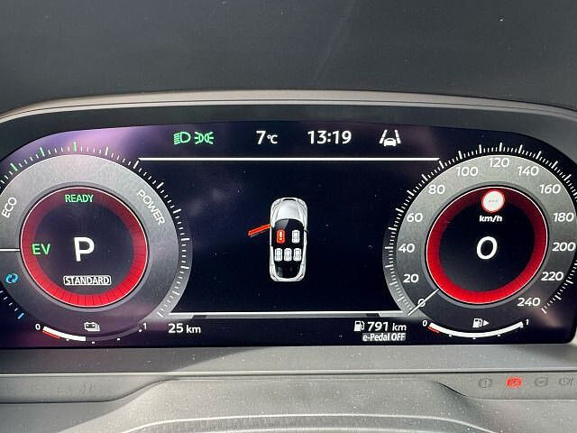 Nissan Juke 1.6 Hybrid N-Connecta Hybrid