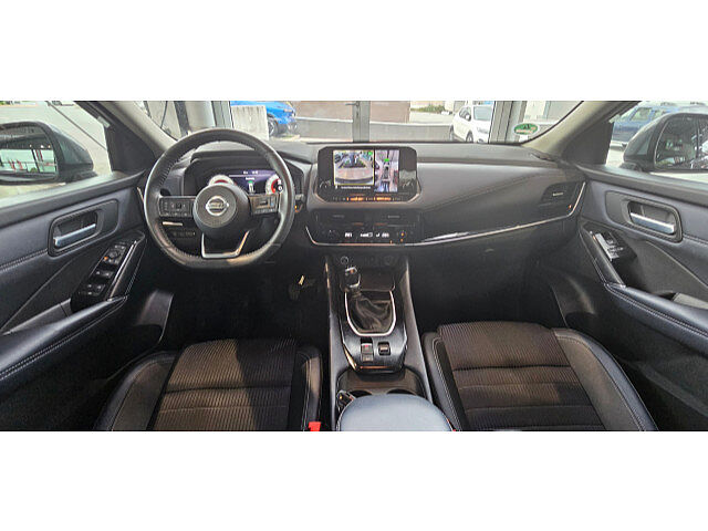 Nissan Qashqai 1.3 DIG-T Premier Limited Edition