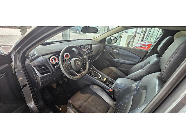 Nissan Qashqai 1.3 DIG-T Premier Limited Edition