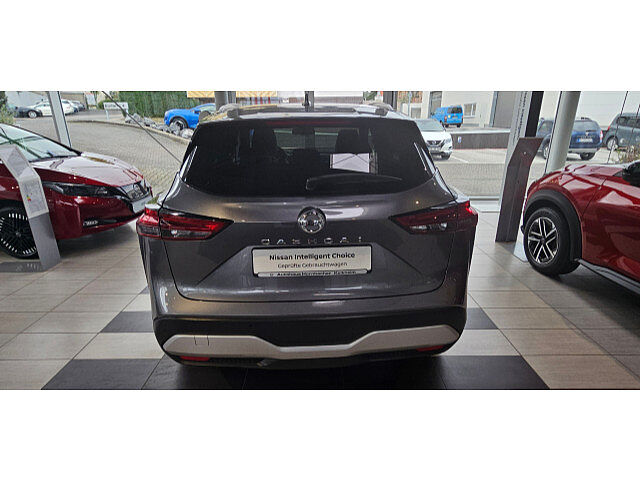 Nissan Qashqai 1.3 DIG-T Premier Limited Edition