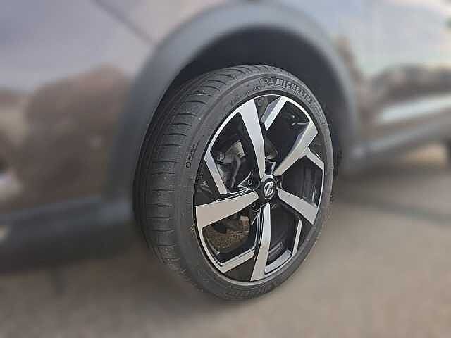 Nissan Qashqai 1.3 DIG-T DCT Tekna | 4x Kamera | LED | NAVI | Kundenauftrag