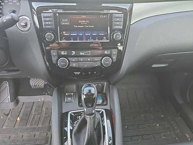 Nissan Qashqai 1.3 DIG-T DCT Tekna | 4x Kamera | LED | NAVI | Kundenauftrag