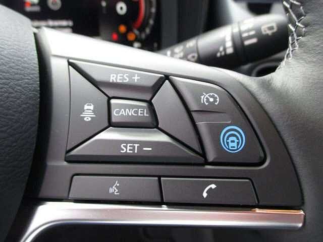 Nissan Juke Hybrid 1.6 N-Connecta MY24 - Winterp., Tech