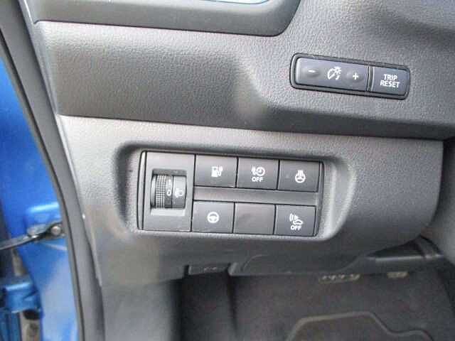 Nissan Leaf N-Connecta 40 kW/h Winterpak. 8-fach Bereif