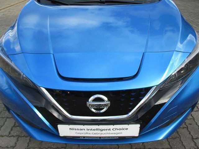 Nissan Leaf N-Connecta 40 kW/h Winterpak. 8-fach Bereif