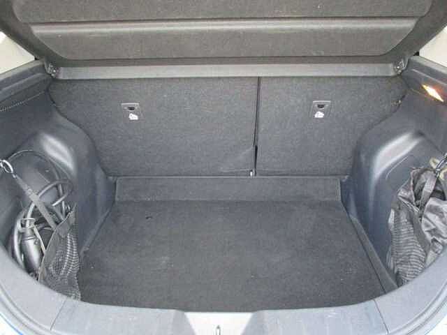 Nissan Leaf N-Connecta 40 kW/h Winterpak. 8-fach Bereif