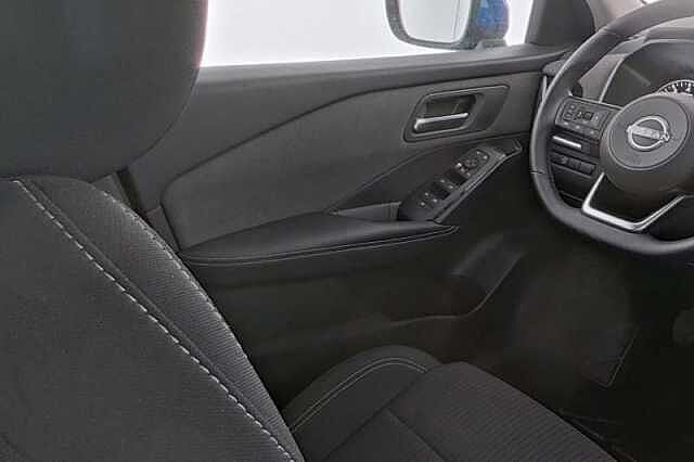 Nissan Qashqai 1,3 Acenta, Winter-Paket, Nissan Connect