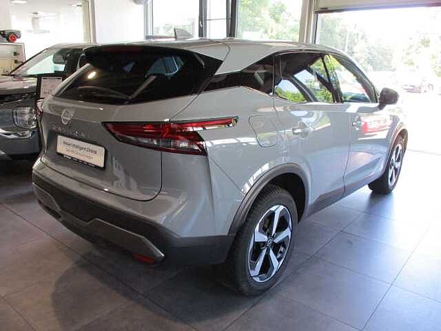 Nissan Qashqai 1,3 DIG-T Xtronic N-Connecta Winter Busi