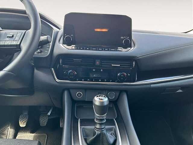 Nissan Qashqai DIG-T 1.3 140PS MT6 N-Connect, LED,Navi,360&deg; Kamer