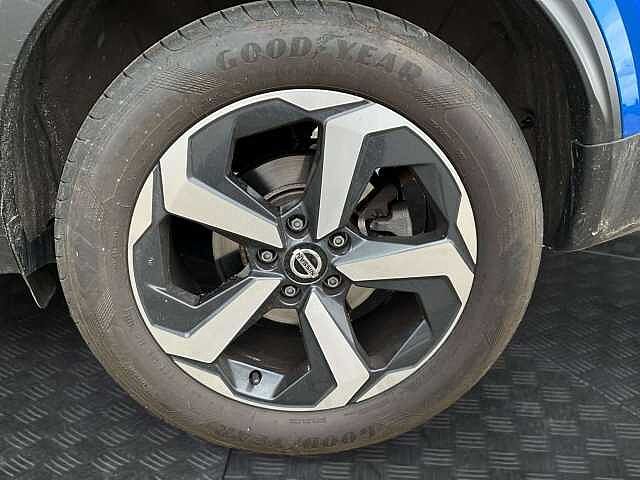 Nissan Qashqai 1.3 DIG-T N-Connetcta MHEV LED Winter Paket, elek