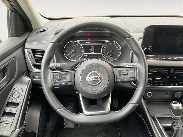 Nissan Qashqai 1.3 DIG-T N-Connetcta MHEV LED Winter Paket, elek