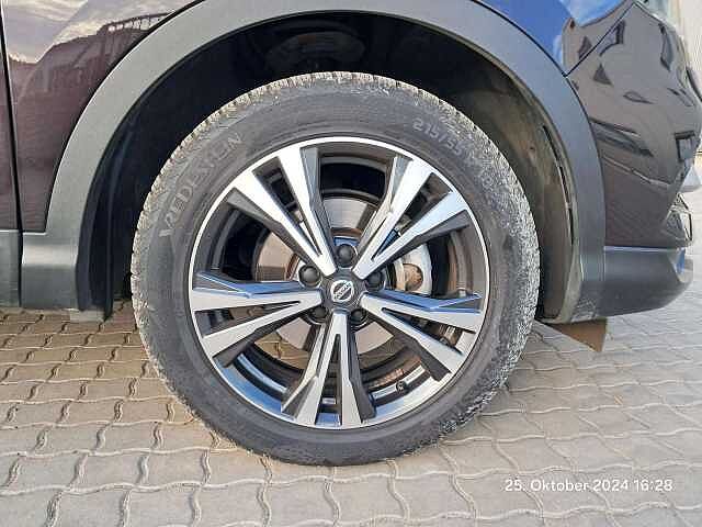 Nissan Qashqai N-Connecta 1.3 16V KAT Metallic Automatik