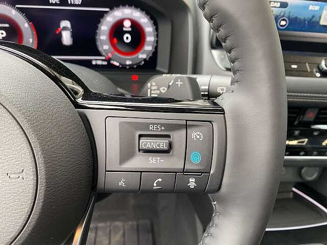 Nissan X-Trail 1.5 VC-T AT EU-Fahrz,Tekna+Schiebed, 20&#039; Leder ,7S