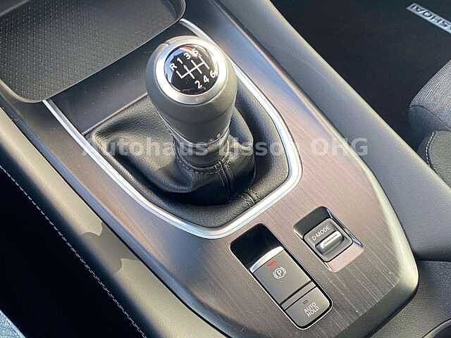 Nissan Qashqai 1.3 DIG-T N-Connecta LED Digi.-Cockpit MHEV