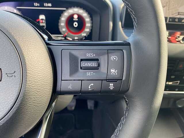 Nissan Qashqai 1.3 DIG-T N-Connecta LED Digi.-Cockpit MHEV