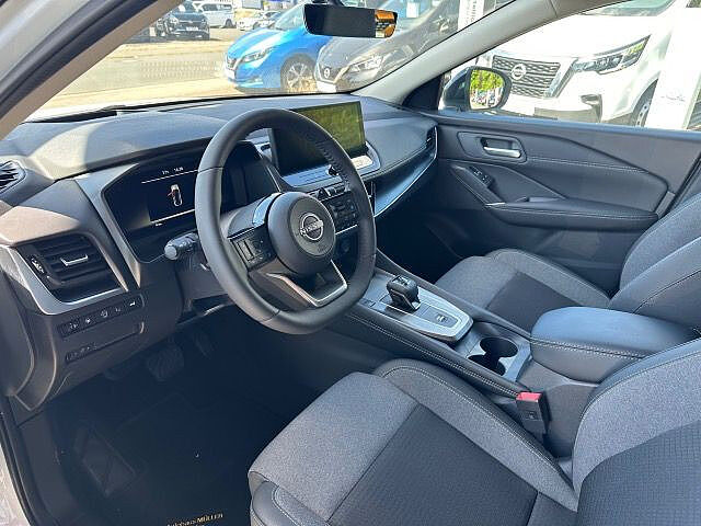 Nissan QASHQAI MY24 1.3 DIG-T MHEV 158 PS Xtronic N-Connecta Winter Komfort 2 Farben