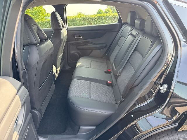 Nissan Ariya  63kWh 22KW Basis