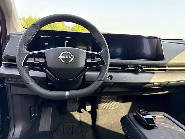 Nissan Ariya  63kWh 22KW Basis