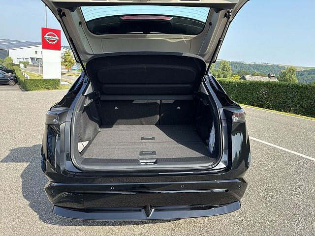 Nissan Ariya  63kWh 22KW Basis