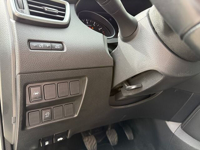 Nissan Qashqai N-Connecta, PANO, 360&deg;-Kam., SHZ, LED 360