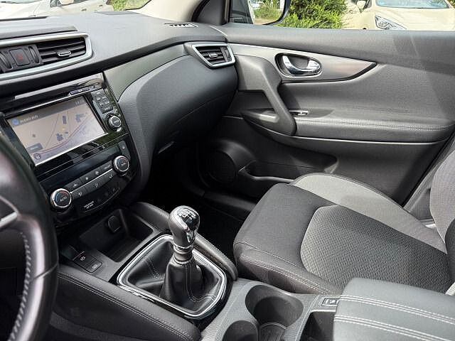 Nissan Qashqai N-Connecta, PANO, 360&deg;-Kam., SHZ, LED 360