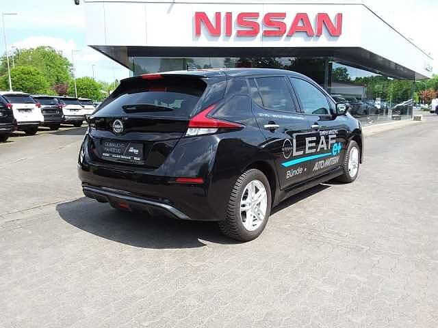 Nissan Leaf CarPlay|Klimaaut.|LED|Kamera|PDC|1.Hd TEKNA