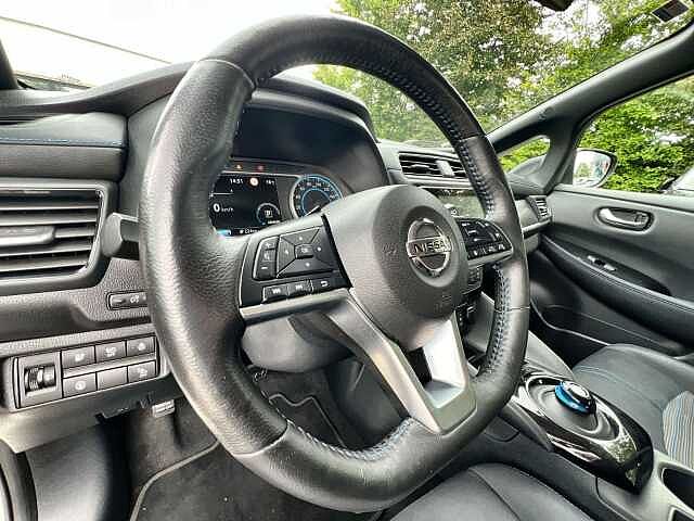 Nissan Leaf Acenta Sitzheizung vorne und hinten