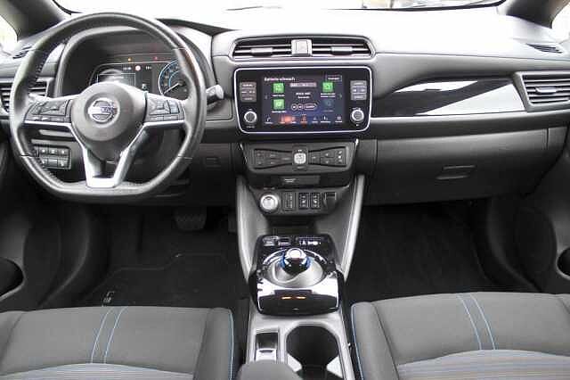Nissan Leaf 40 kWh N-Connecta LED, WINTER
