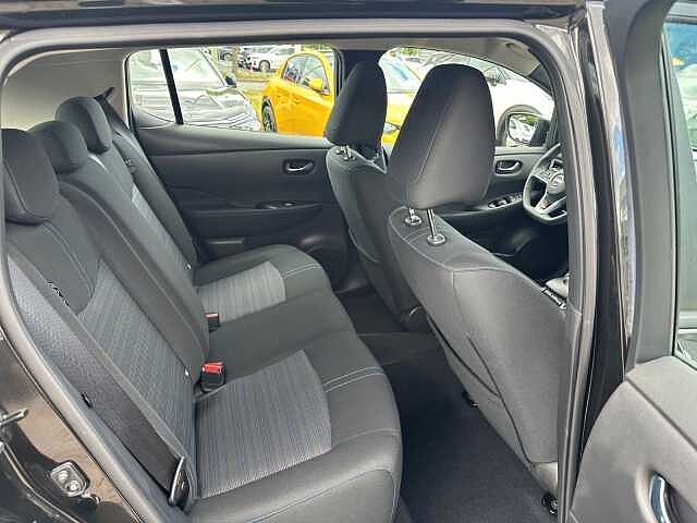 Nissan Leaf e+ Acenta 62kWh Winterpaket