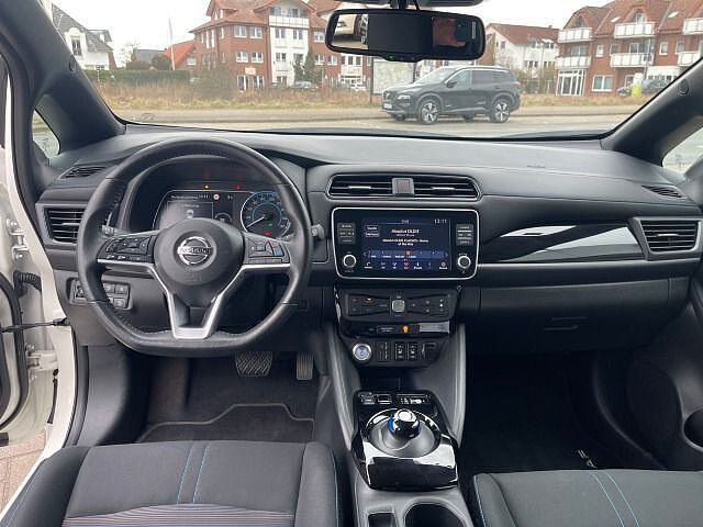 Nissan Leaf N-Connecta 40 KW Klima Navi Kamera