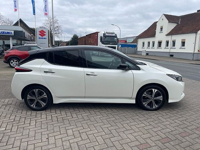 Nissan Leaf N-Connecta 40 KW Klima Navi Kamera