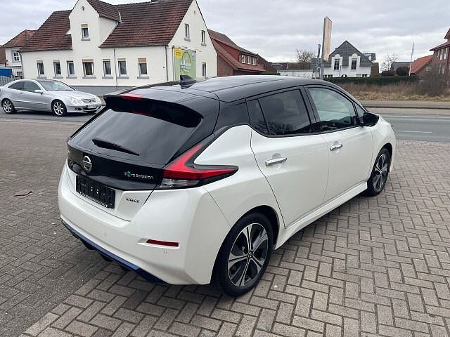 Nissan Leaf N-Connecta 40 KW Klima Navi Kamera