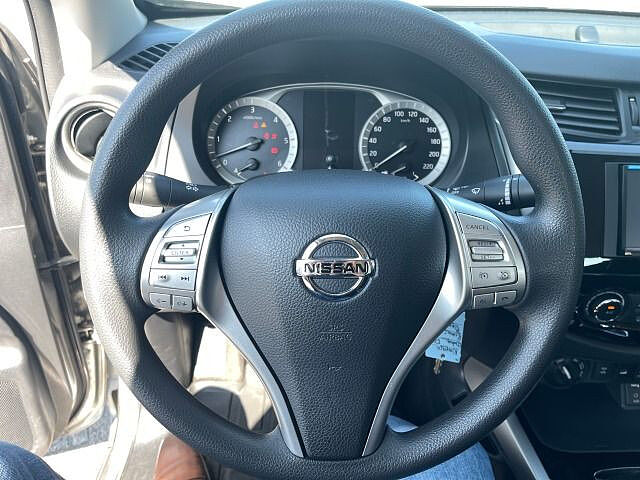 Nissan Navara 2.3 DCi Double Cab 4x4 AHK/AT/Kamera ACENTA