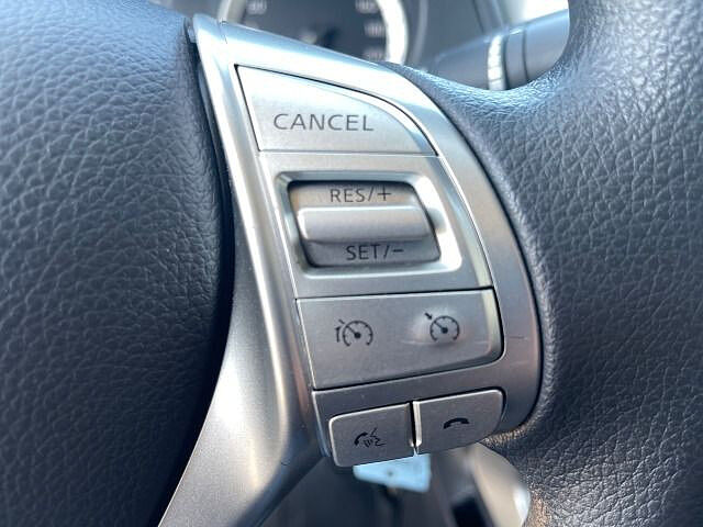 Nissan Navara 2.3 DCi Double Cab 4x4 AHK/AT/Kamera ACENTA